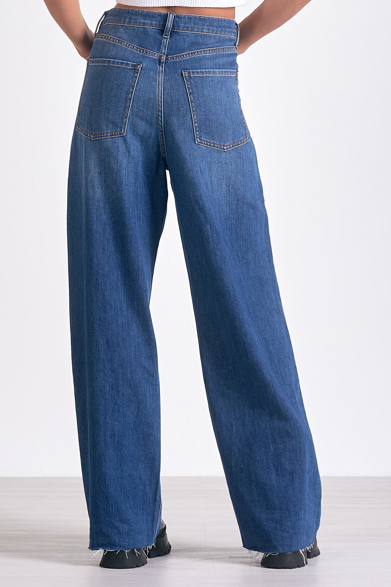 Dika Jeans