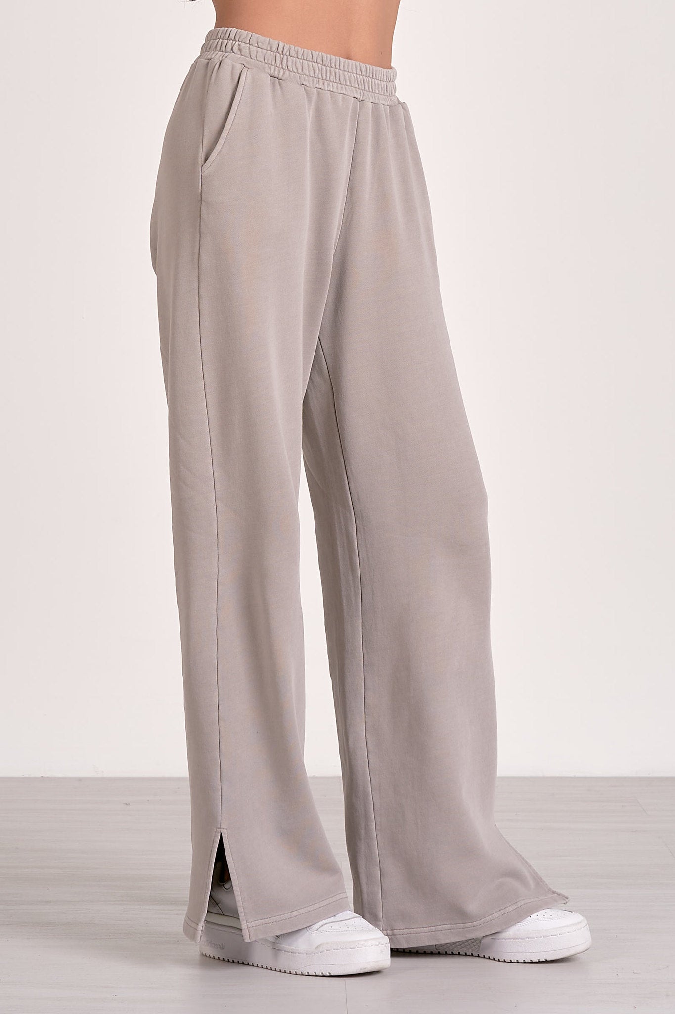 Lounge Pants by Elan
