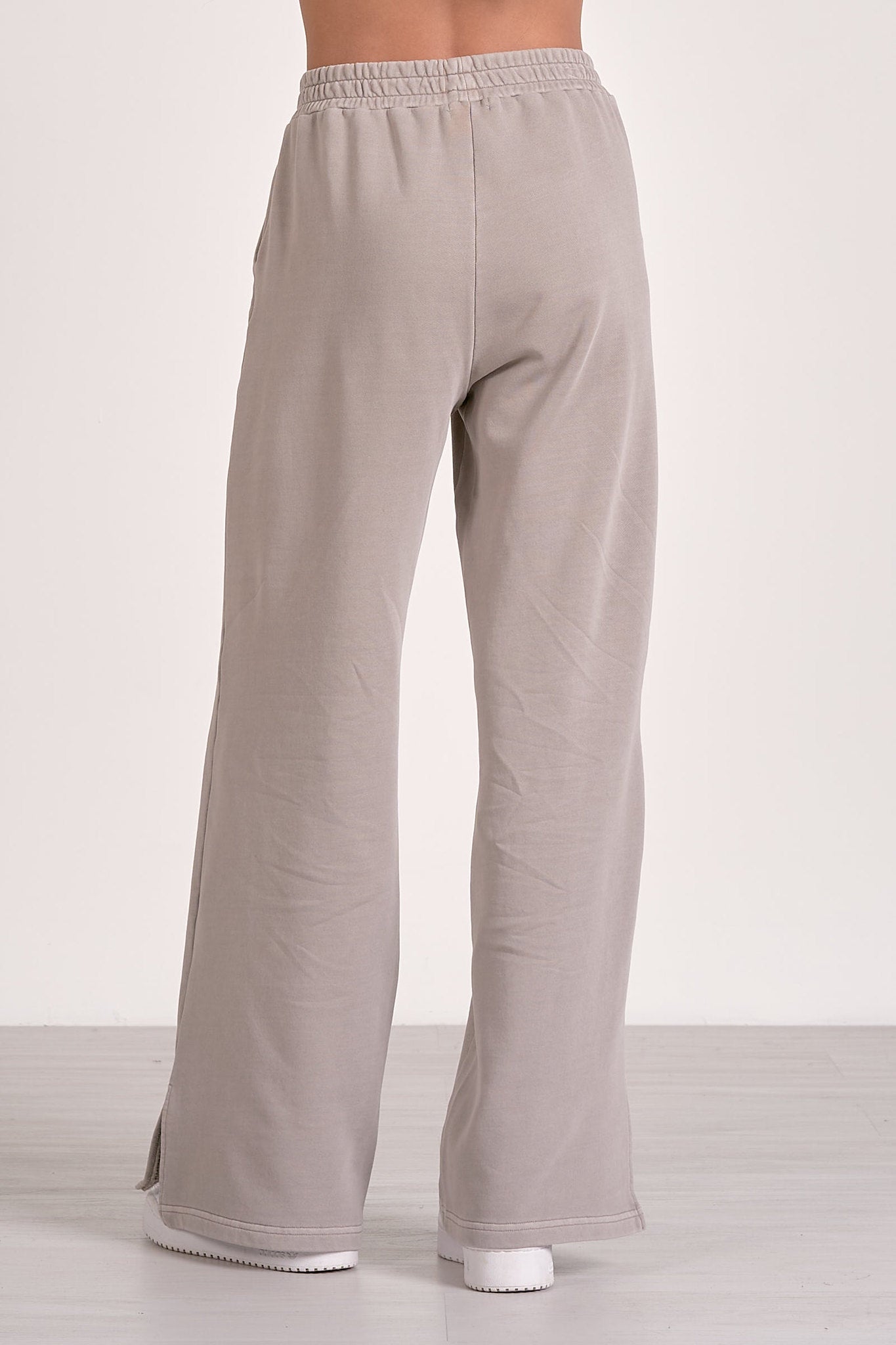 Lounge Pants by Elan