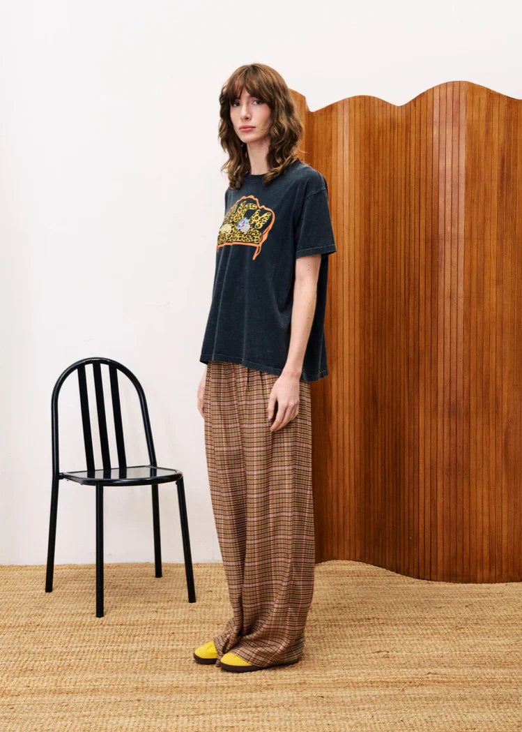 FRNCH Settee Graphic Tee
