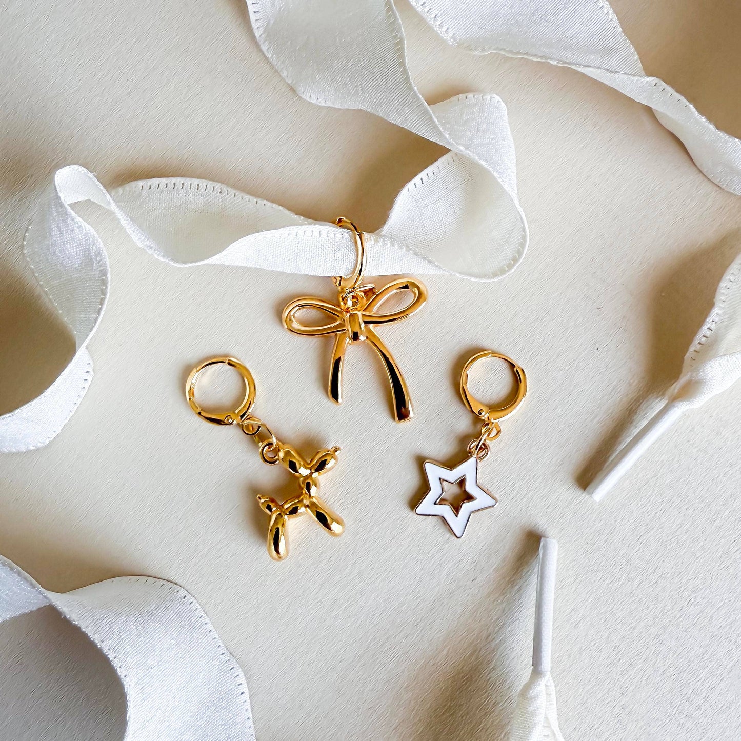 Sneaker Charm and Lace Sets