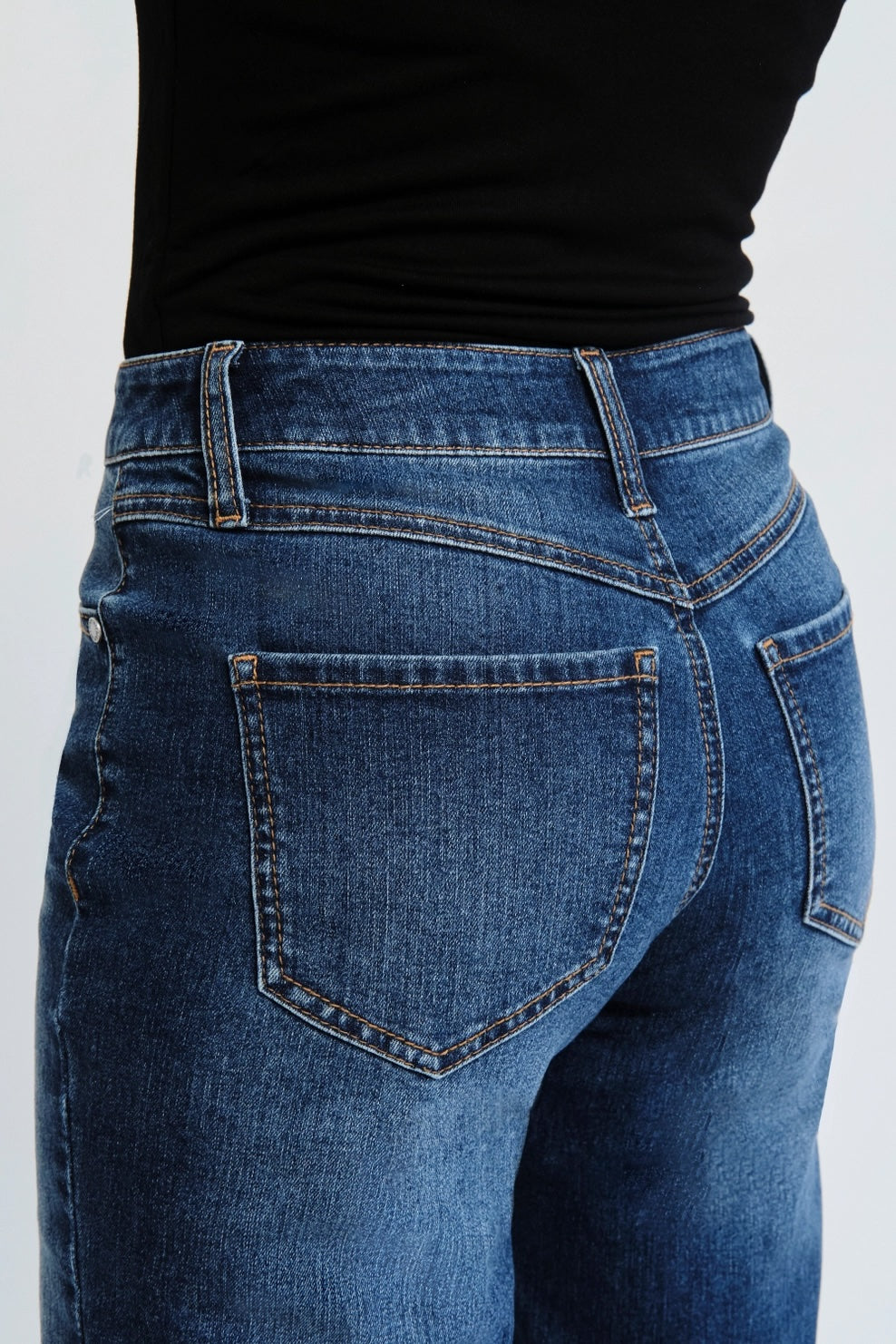 The Baggy Straight Jeans