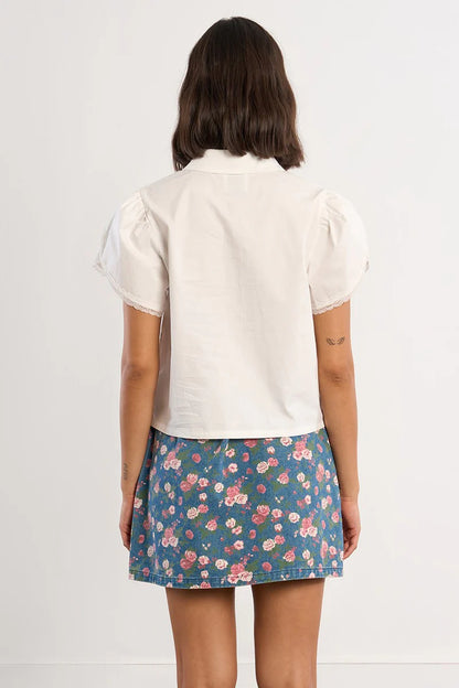 Puckered Lace Trim Sleeve Blouse