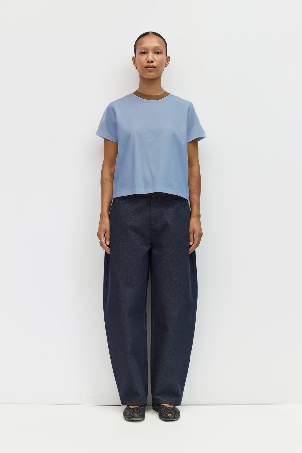The Chloe Top | Contrast Neckband Tee
