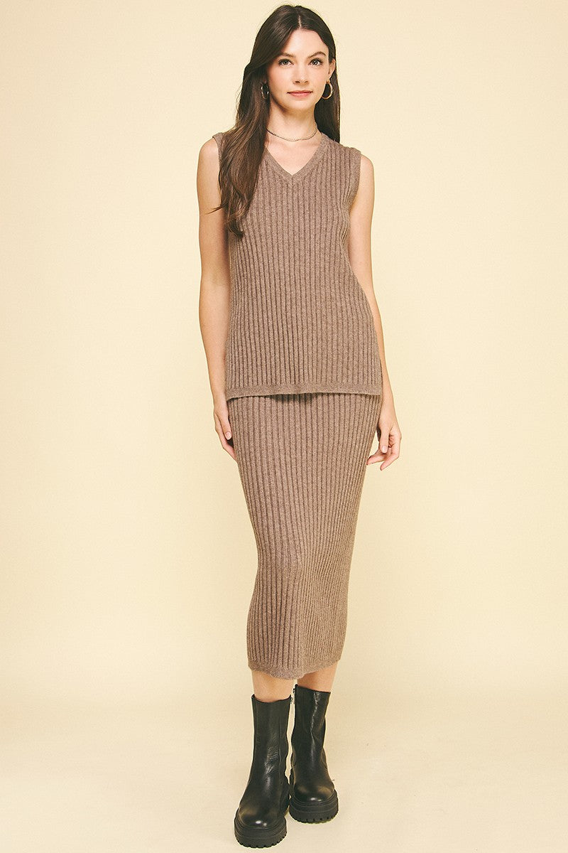 Ribbed Knit Pencil Skirt
