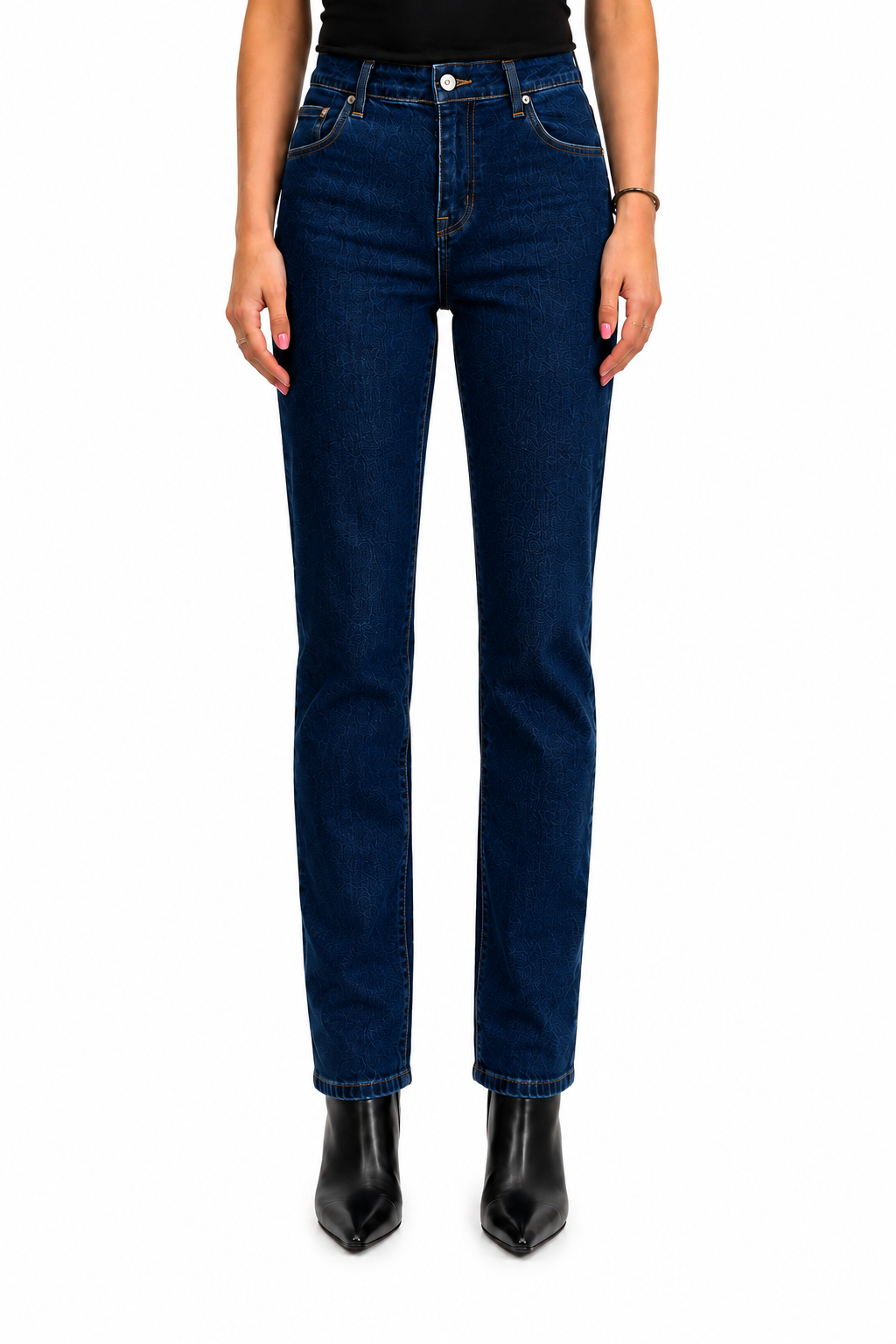 Petite Slim Straight Jean in Levi