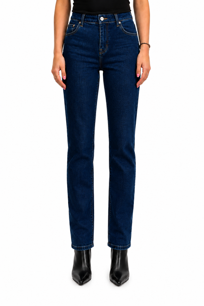 Petite Slim Straight Jean in Levi