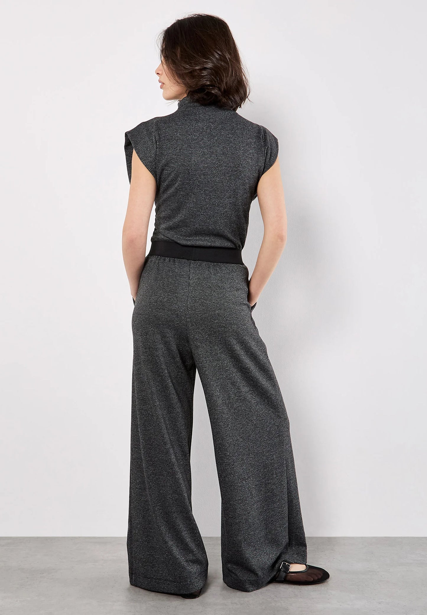 Mini Dogtooth Print Side Ruched Top