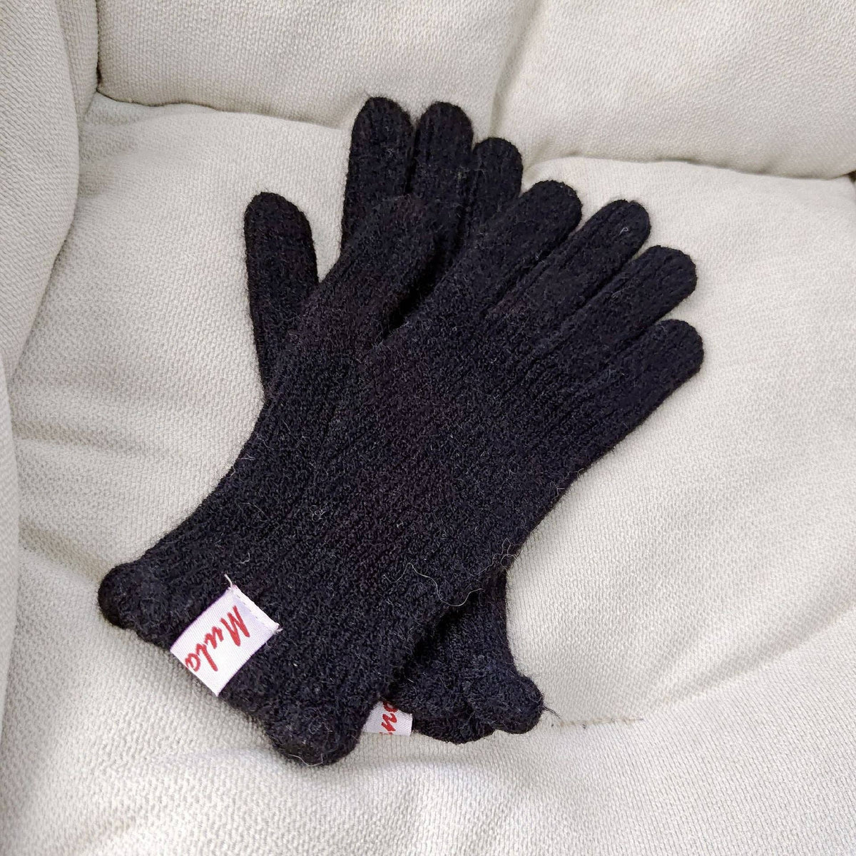 Scalloped Wool Fingerless Touchscreen Gloves