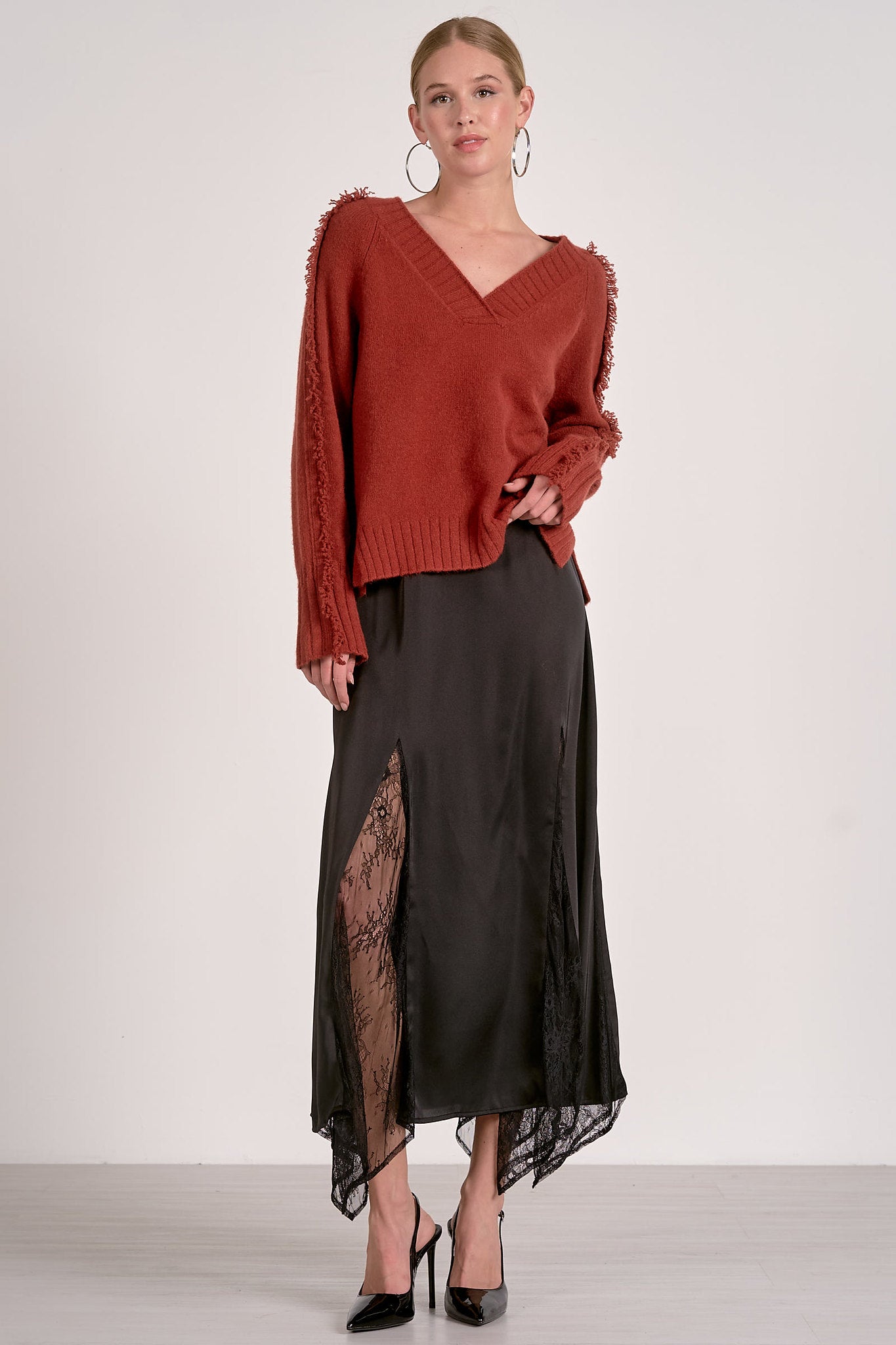 Fray Trim V-Neck Sweater