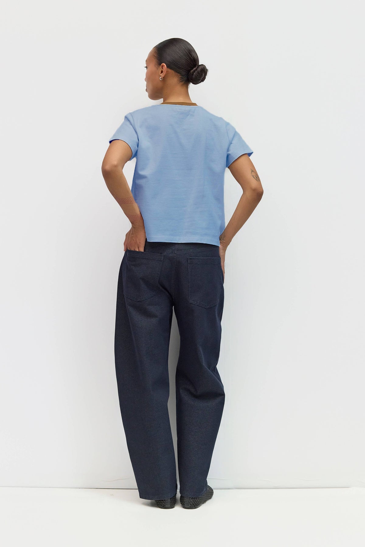 The Chloe Top | Contrast Neckband Tee