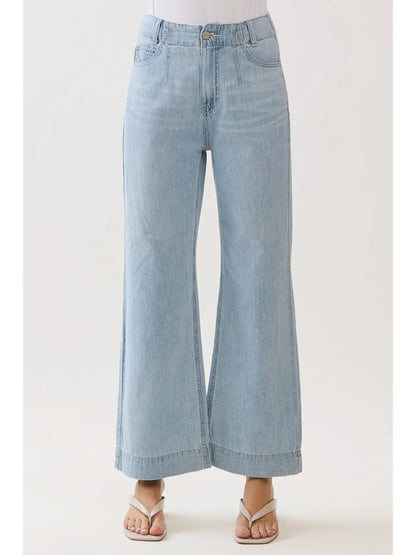 Rosa Lightweight A Line Jeans With Darts