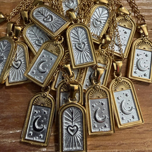 Arches Necklace