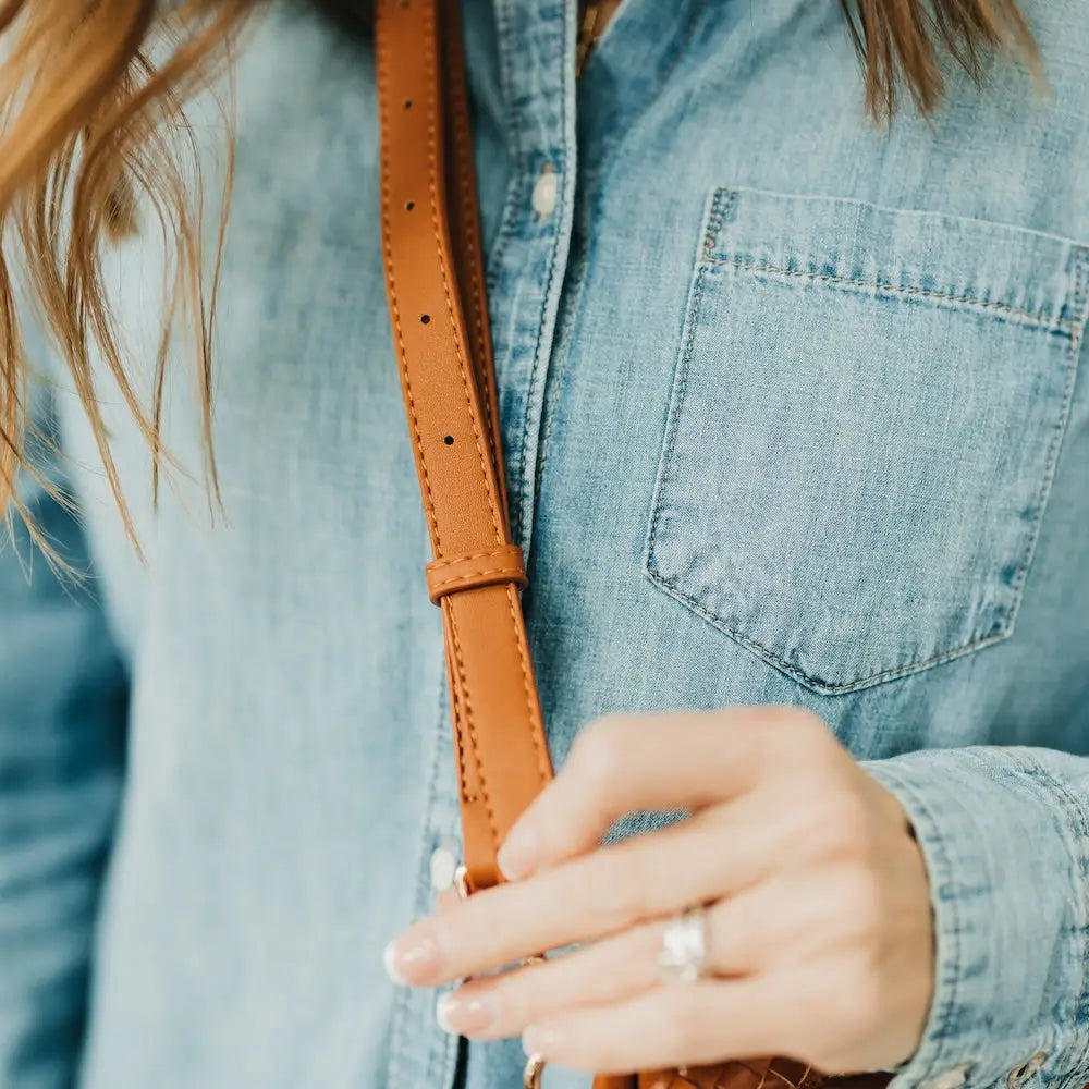 Minimalist Vegan Leather Crossbody Strap