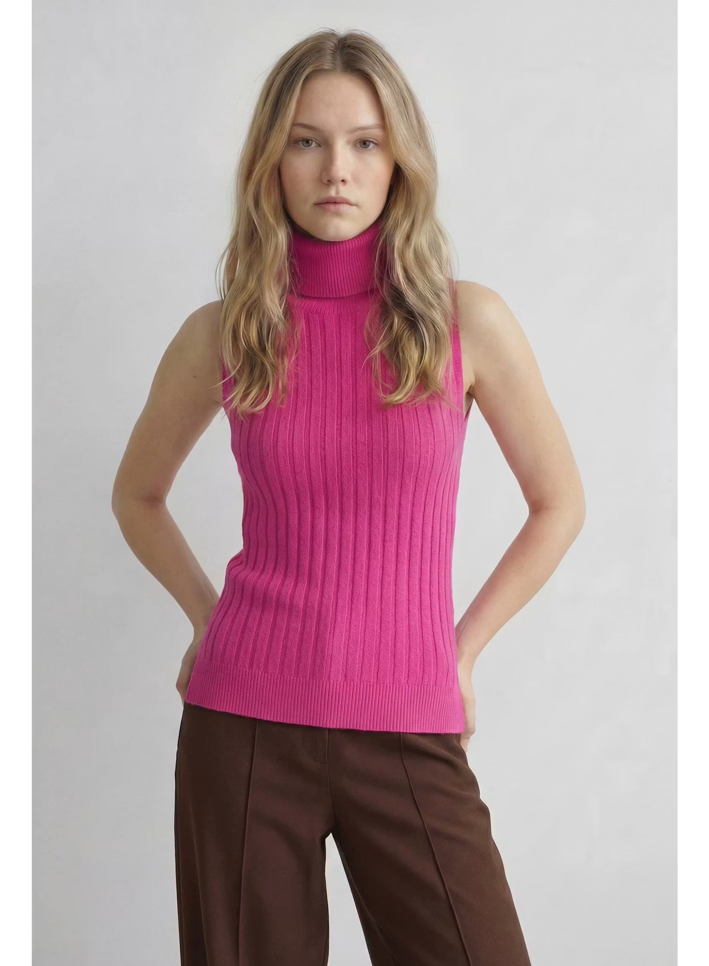 Ben Turtleneck Knit Top