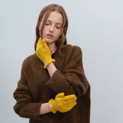 Scalloped Wool Fingerless Touchscreen Gloves