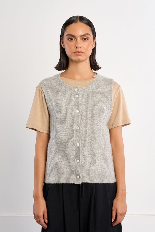 Knit Sleeveless Cardigan