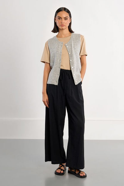 Knit Sleeveless Cardigan