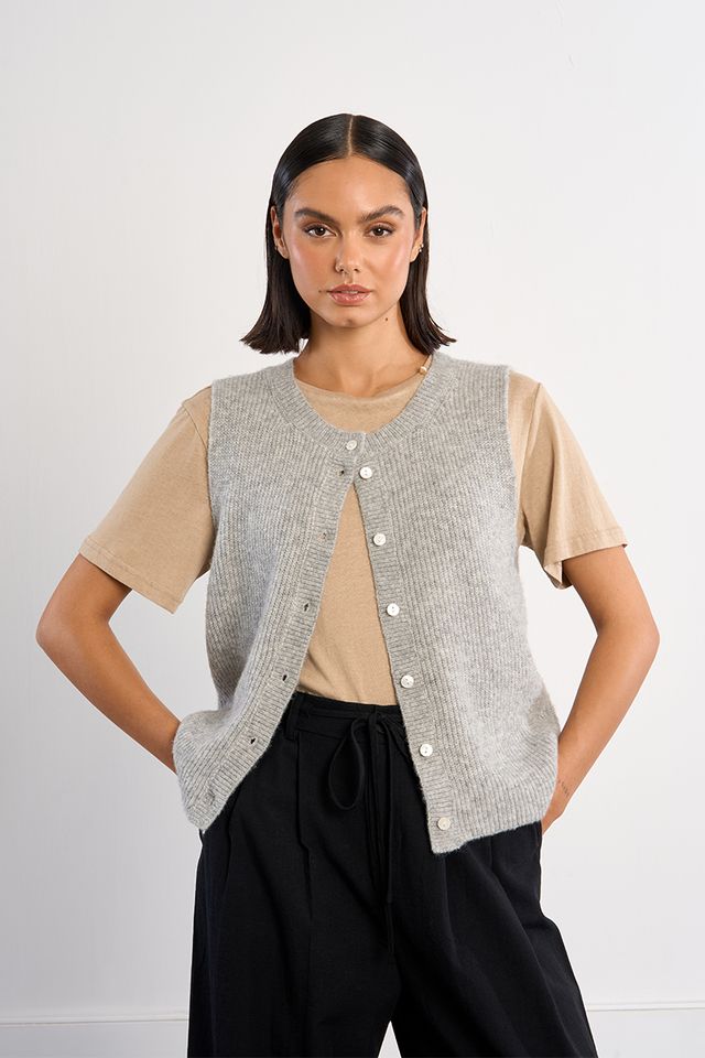 Knit Sleeveless Cardigan