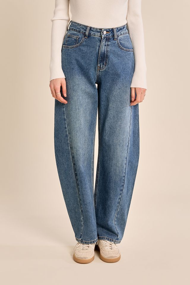 Classic Barrel Jean