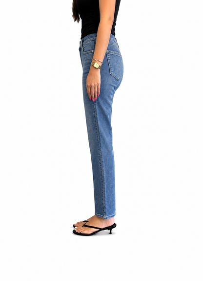 Petite Straight Leg Jean w/ Magic Waistband in Sloane