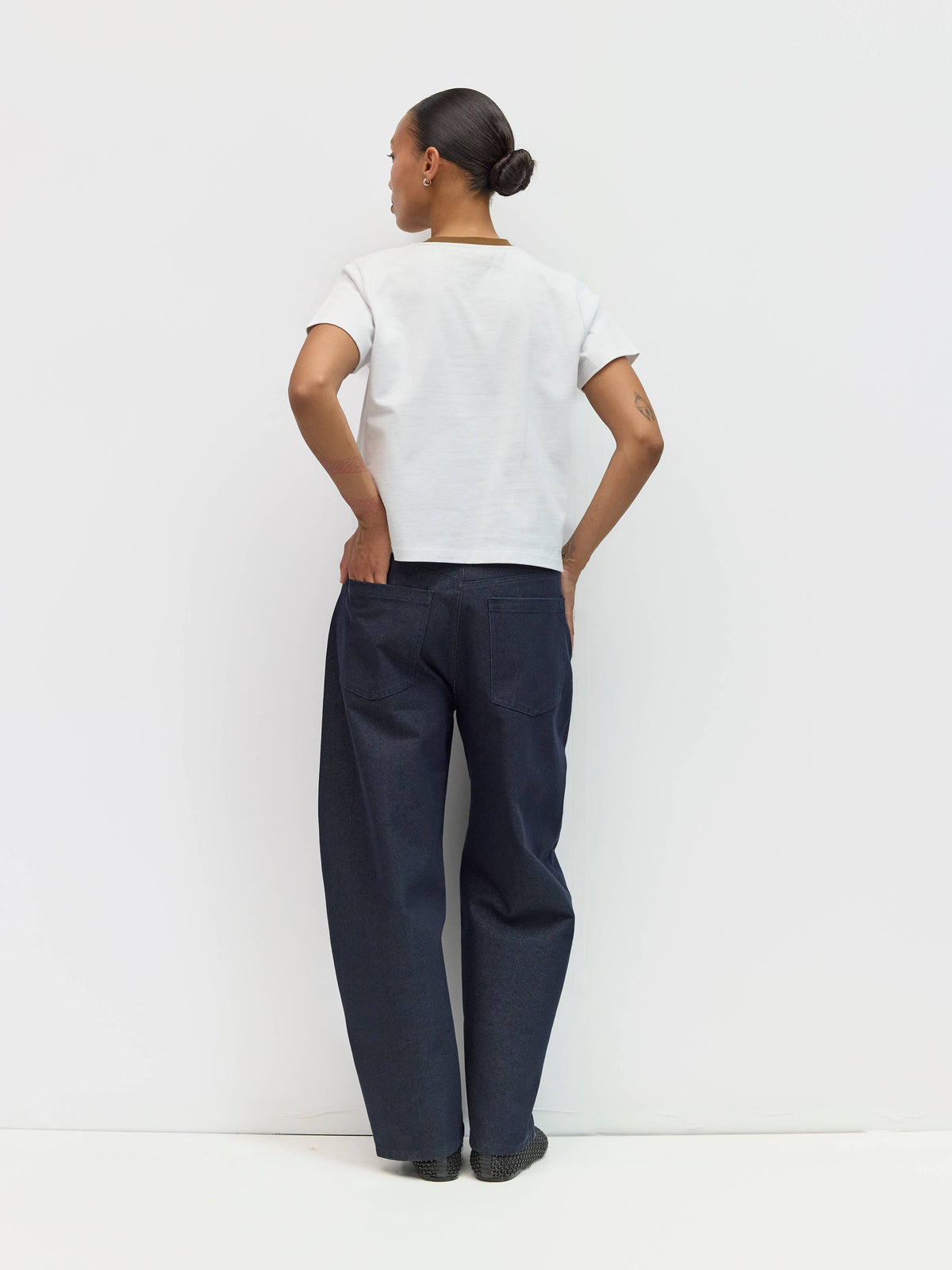 The Chloe Top | Contrast Neckband Tee