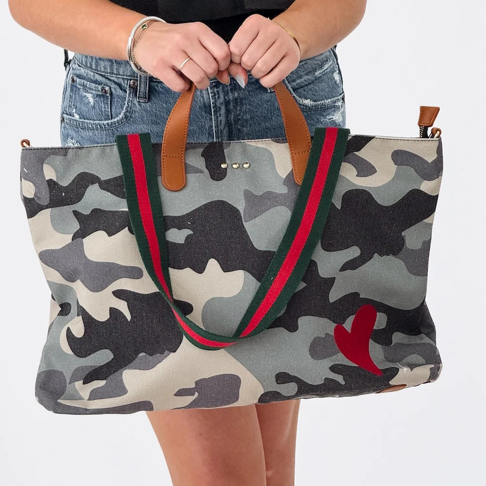 Chelsie Canvas Printed Tote