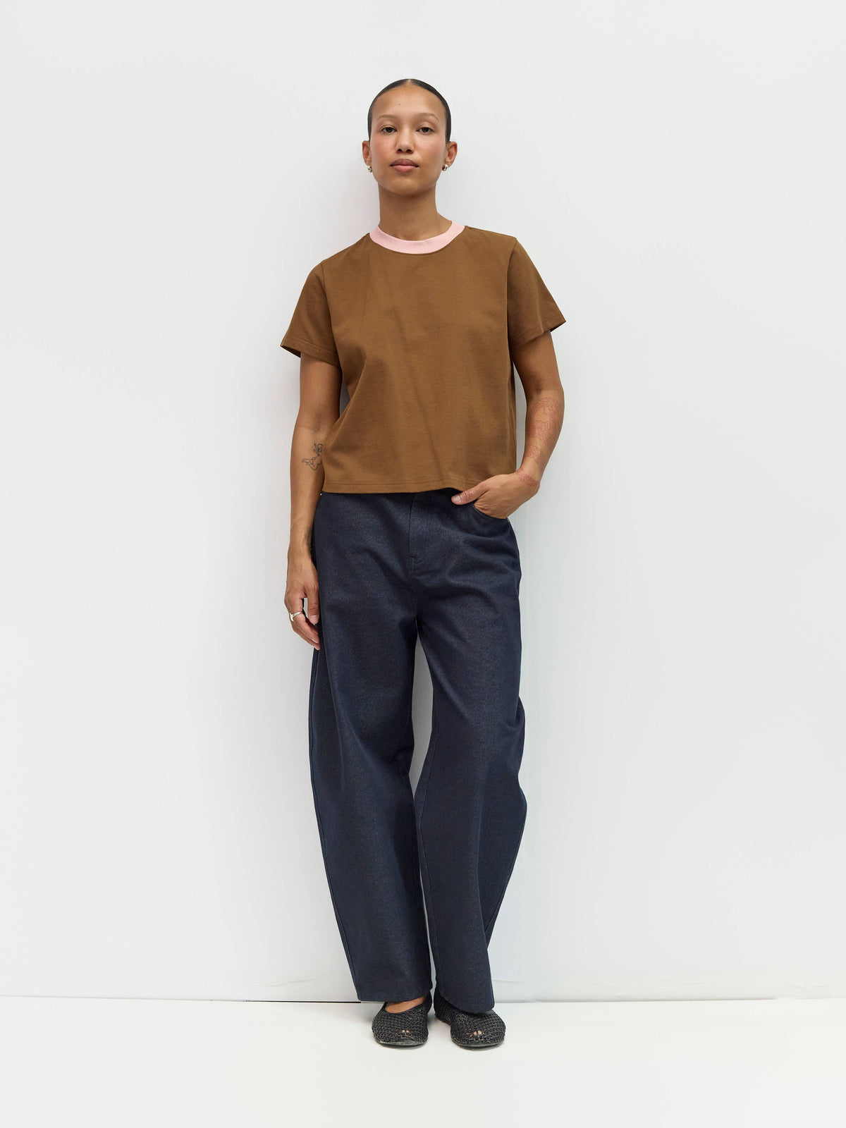 The Chloe Top | Contrast Neckband Tee