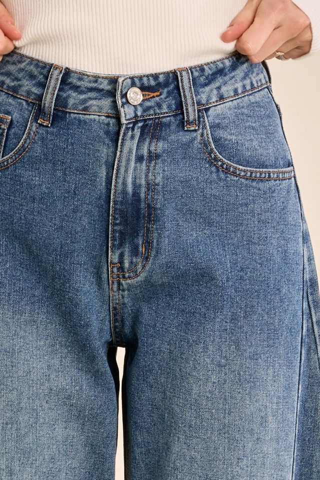 Classic Barrel Jean