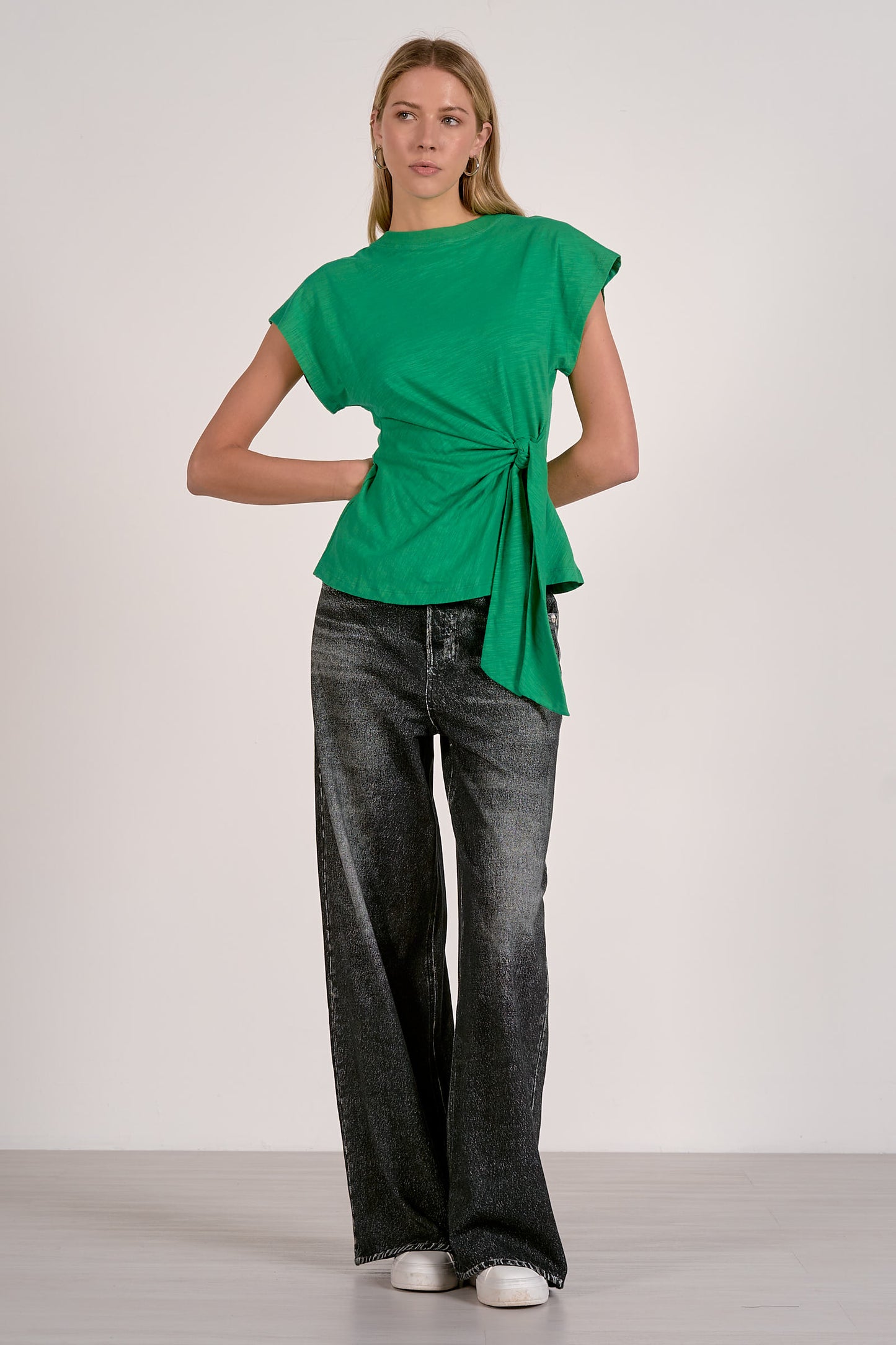 Cap Sleeve Crew Neck Top