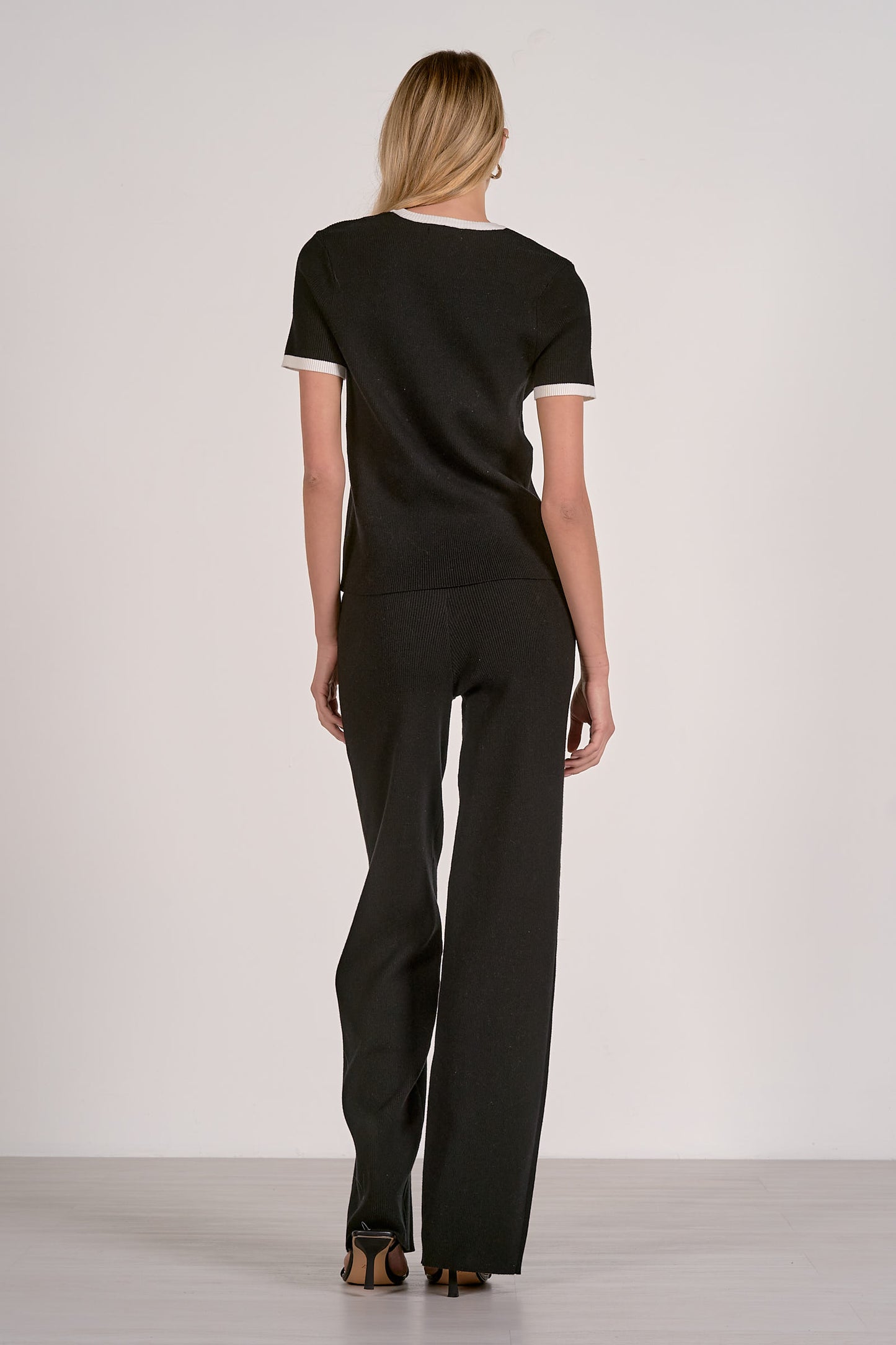 Contrast Crewneck Top