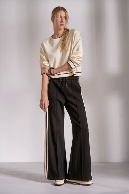 Contrast Stripe Crewneck