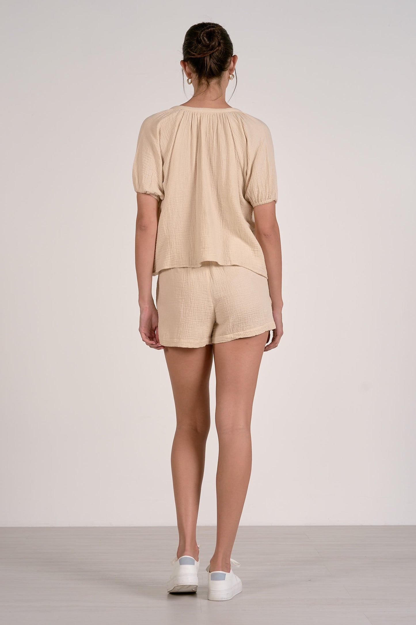 Elastic Waistband Shorts